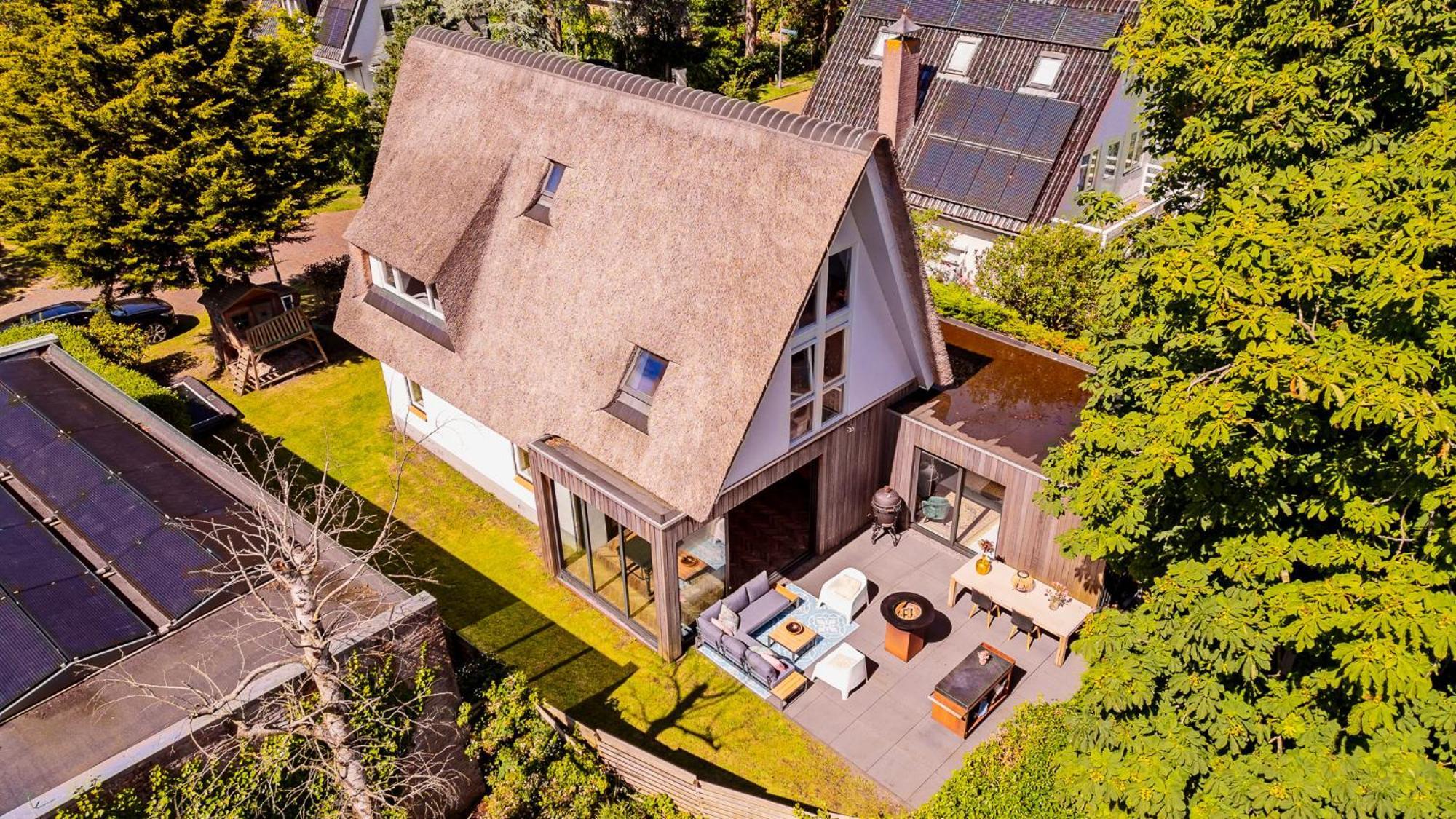 Emma'S Atelier Bed & Breakfast แบร์เคน ภายนอก รูปภาพ